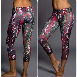 Onzie Pixelated Army Crop Yoga Legging